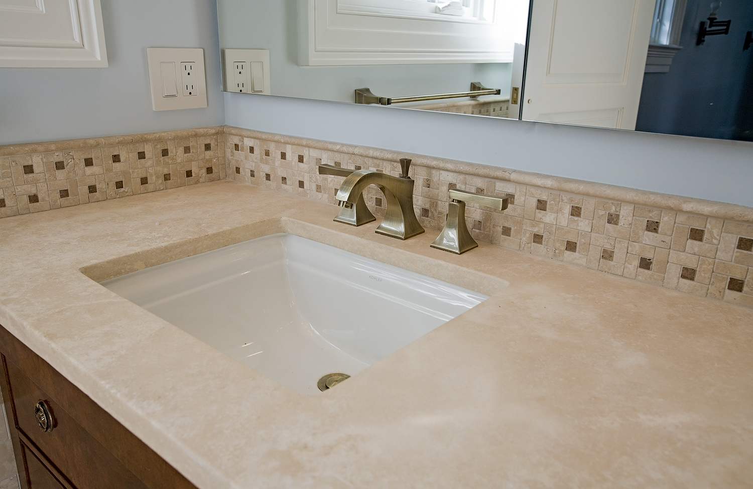 Marble Bath Countertops & Vessel Sink