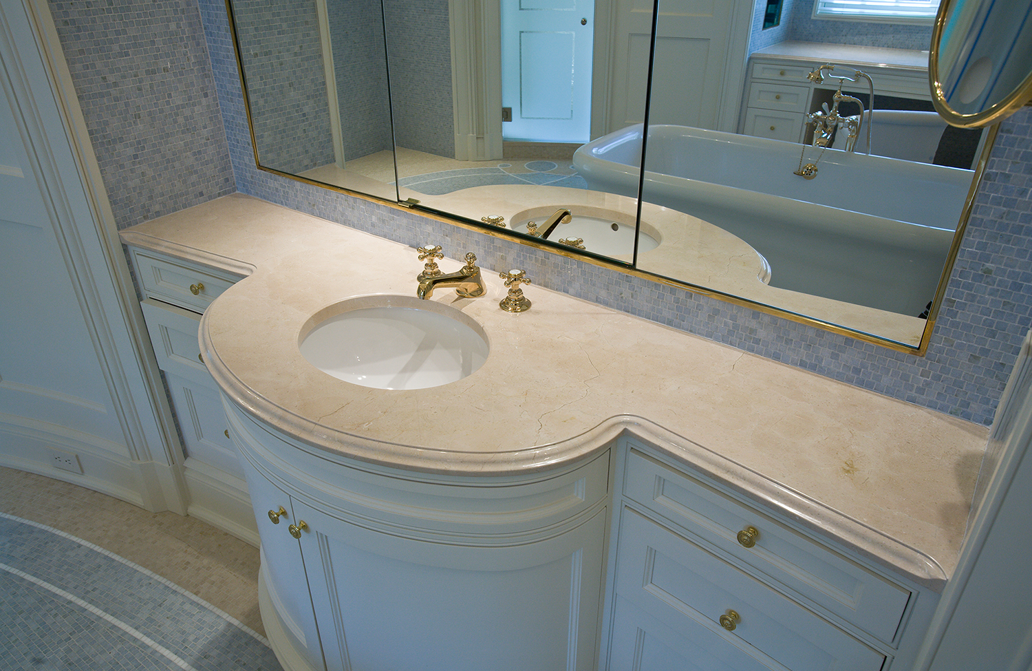 Crema Marfil Vanity top