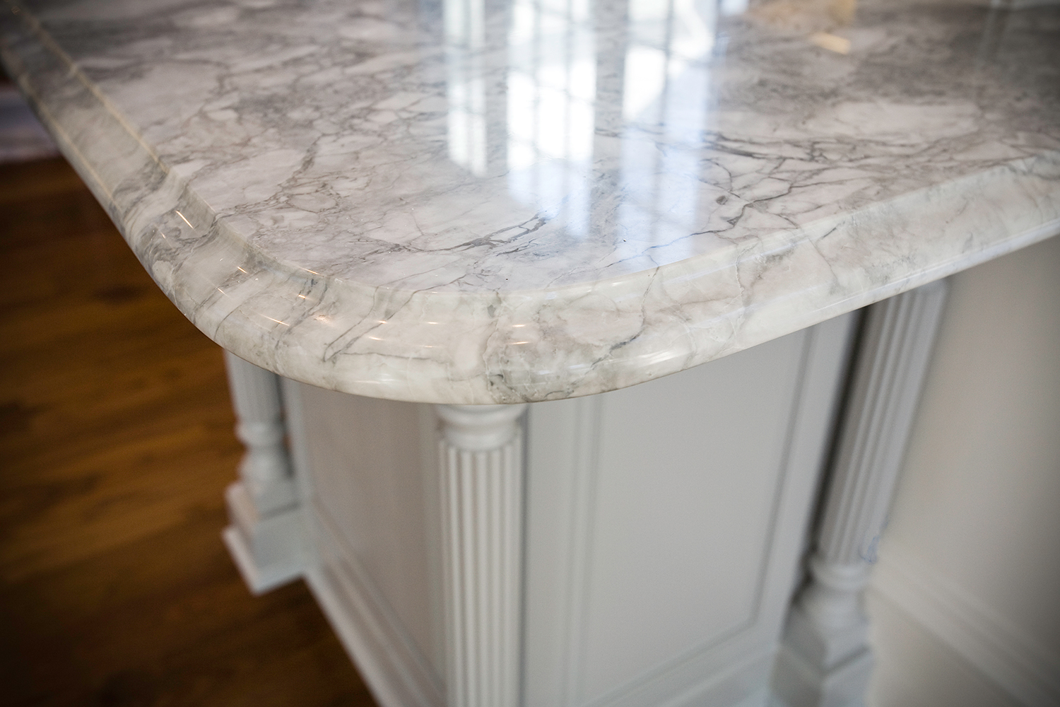 Super White Granite Ogee Edge