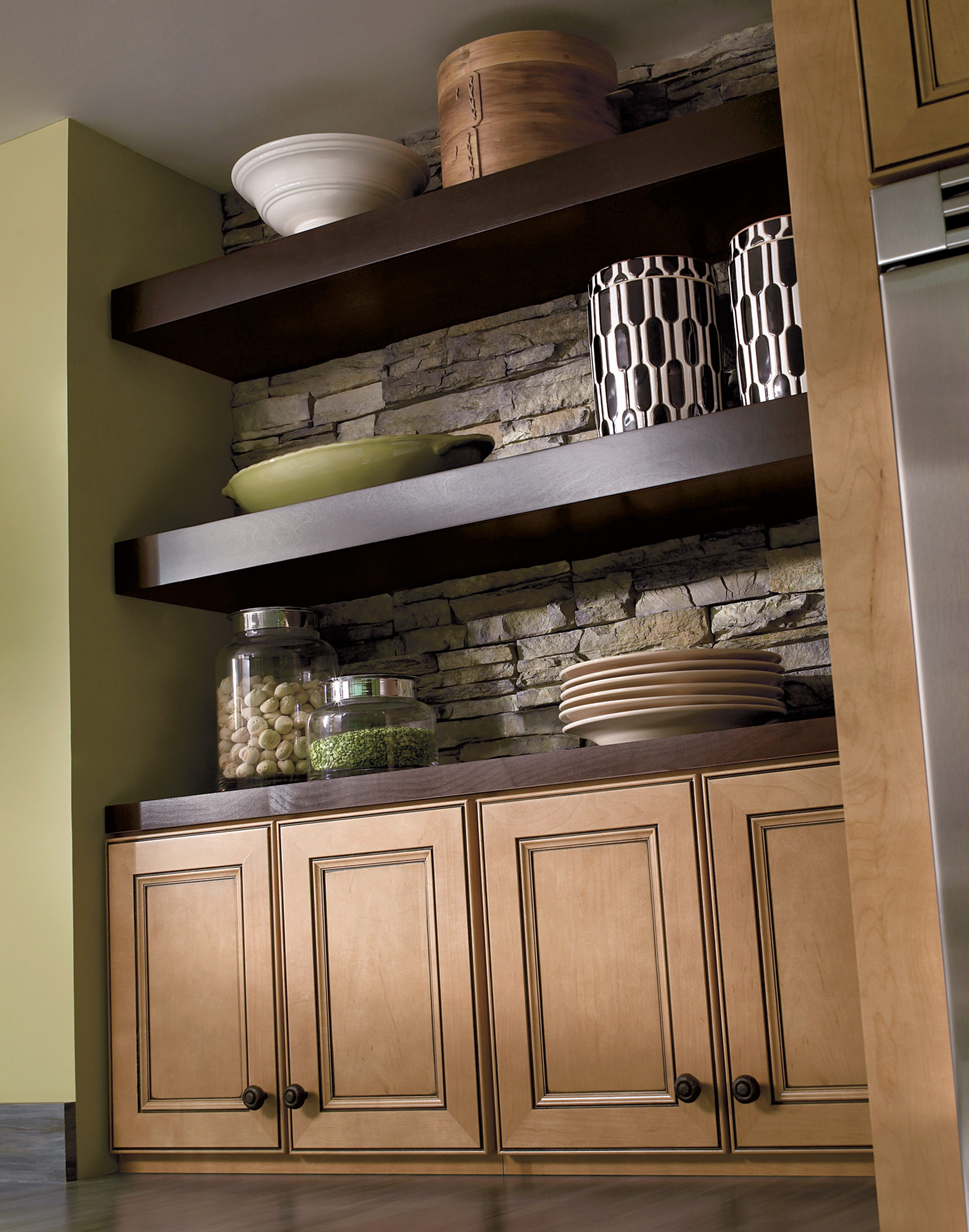 Homecrest Lawry Kitchen Cabinetry