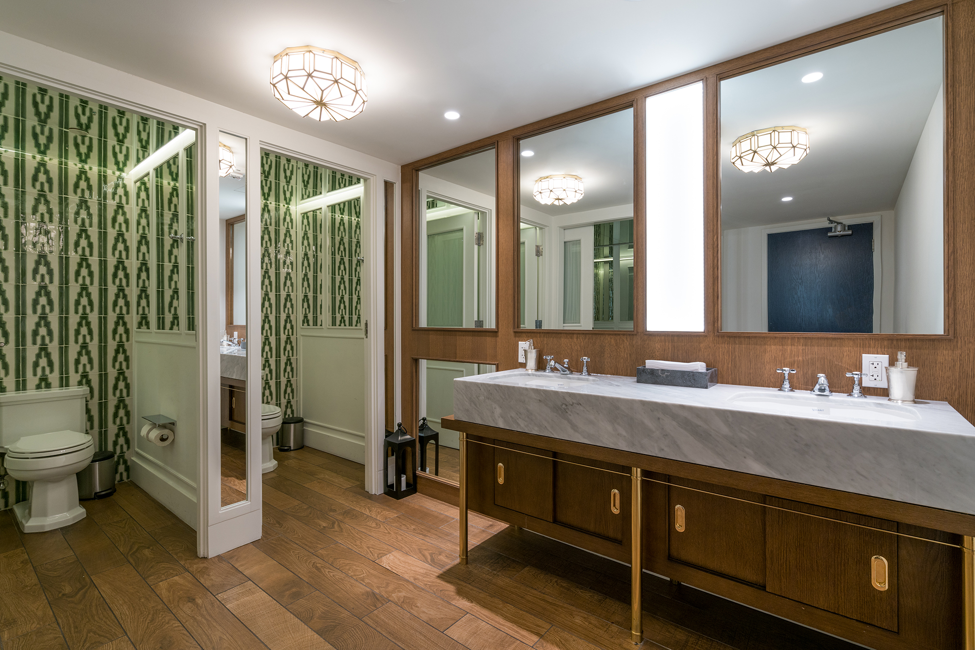 Del Mar restroom  tile white carrara vanity